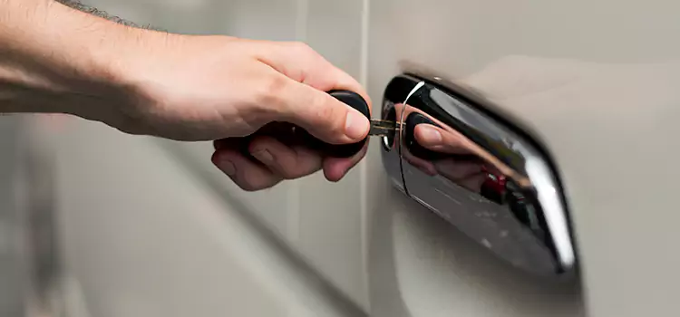 Why Choose Our Auto Locksmith Team in Lutz, FL?